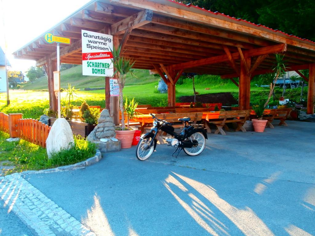 Gasthof Zum Loewen Sankt Jakob im Lesachtal Esterno foto