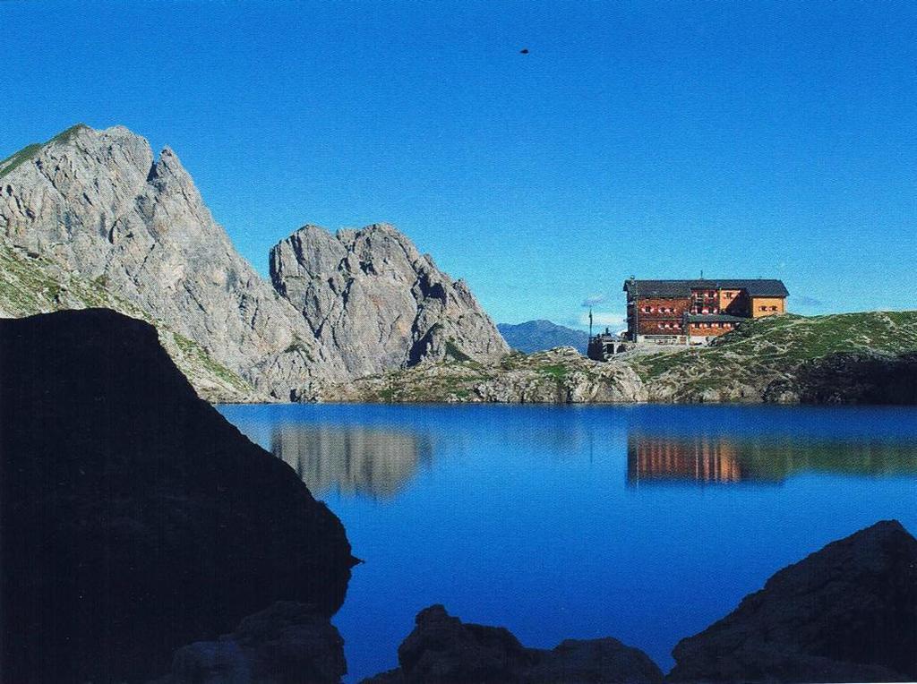 Gasthof Zum Loewen Sankt Jakob im Lesachtal Esterno foto