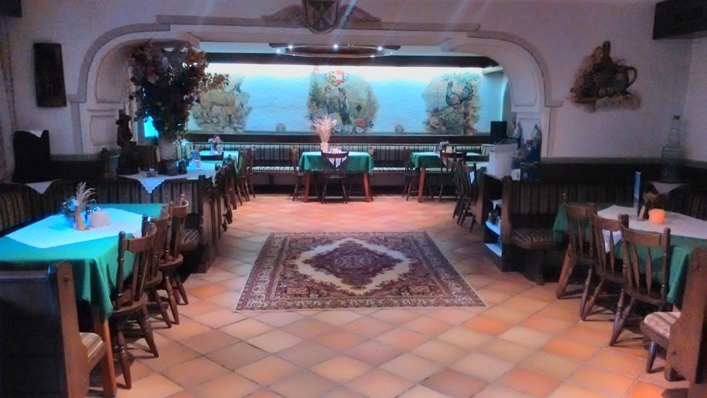 Gasthof Zum Loewen Sankt Jakob im Lesachtal Esterno foto