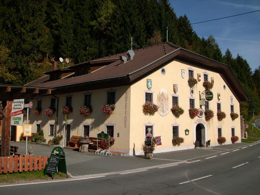 Gasthof Zum Loewen Sankt Jakob im Lesachtal Esterno foto