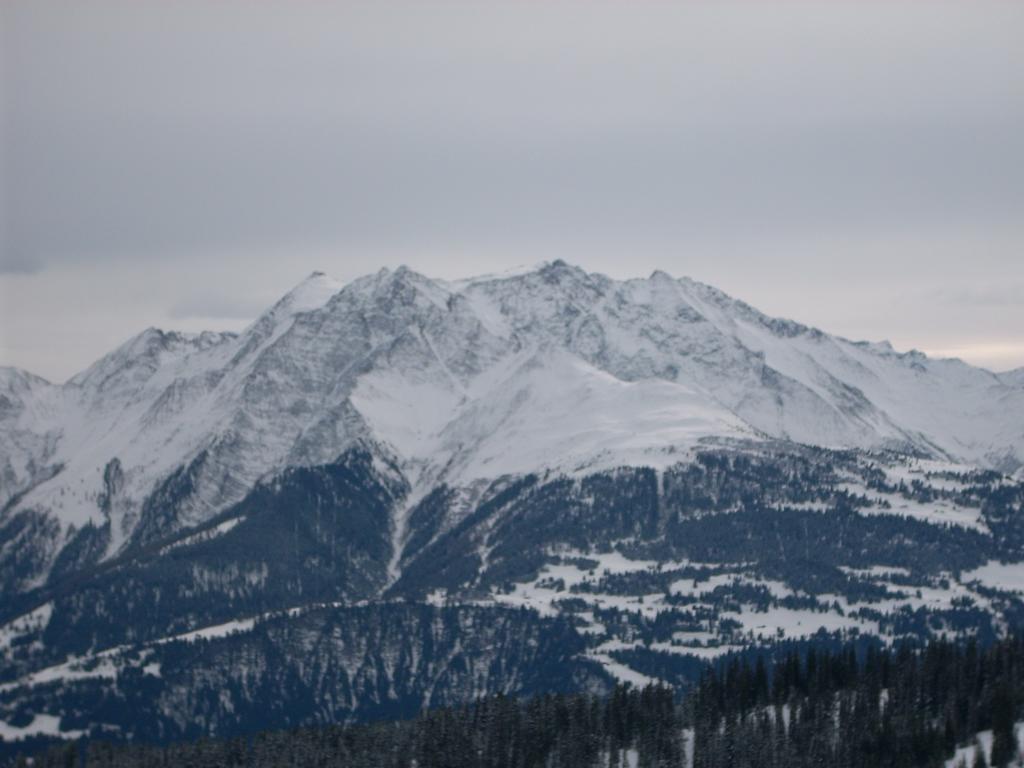 Gasthof Zum Loewen Sankt Jakob im Lesachtal Esterno foto